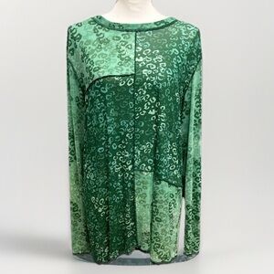 LOGO Layers Womens Green Animal Print Long Sleeve Stretch Blouse CASUAL Sz XL